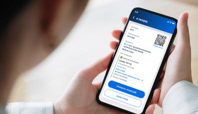 zdjęcie telefonu z dokumentem elektronicznym