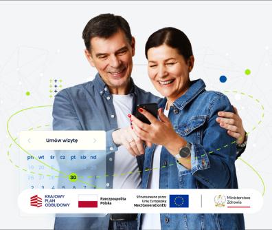 centralna e-rejestracja uśmiechająca się para ze smartfonem