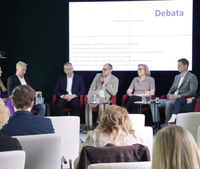 zdjęcie z debaty