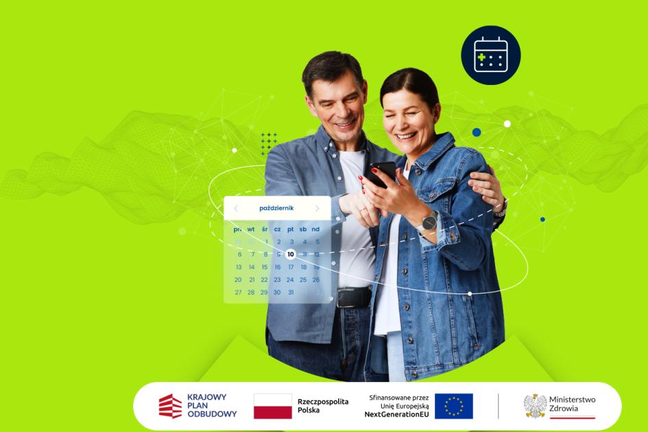 centralna e-rejestracja uśmiechająca się para ze smartfonem